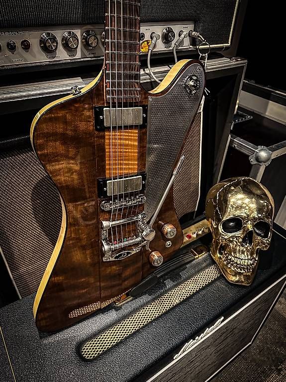 Strumenti musicali: John Ambler Icarus firebird – Usato da Montreux venduto da Alligator-AMPS