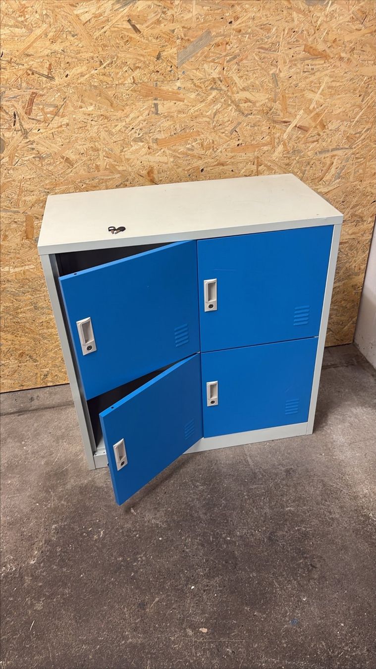 Armoires: Metallschrank – D'occasion à Trimbach par Tripoli_Trimbach