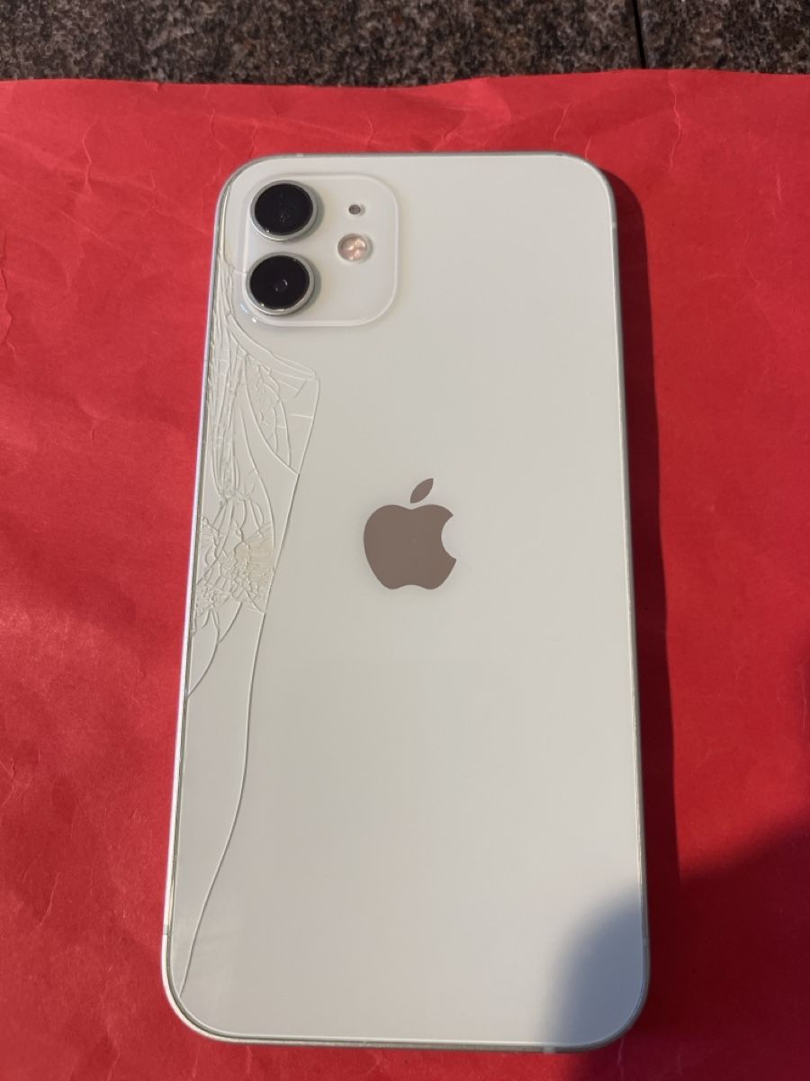 Apple Telefoni cellulari / Smartphones: IPHONE 12 64GB KEINE ICLOUD SPERRE – Usato da winterthur venduto da WINTERTHUR53 1