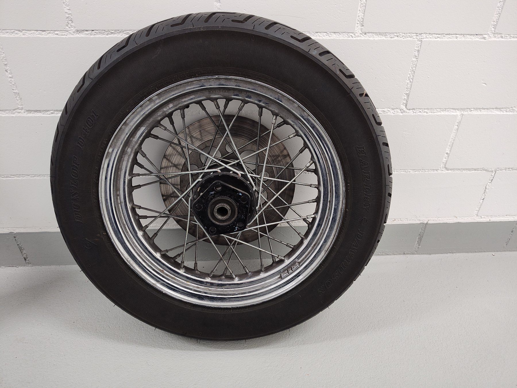 Pneumatici & Ruote complete: Harley Davidson 2 Speichenräder mit Bremsscheibe gebraucht – Usato da Sulgen venduto da Kimi69 4