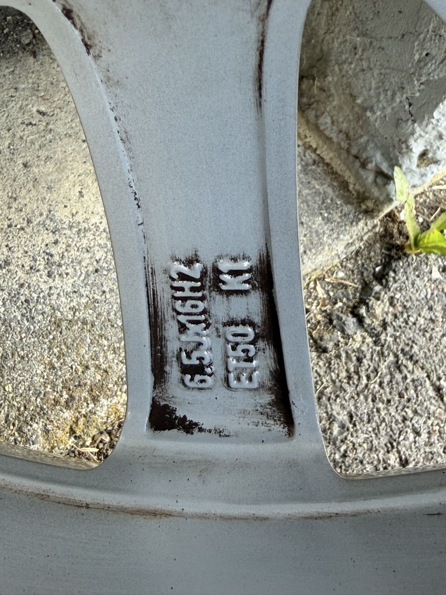 Ford Pneus & Kompletträder: Original Ford Mondeo Sommer Hankook 2024 – Gebraucht aus Mollis von BSL10 8