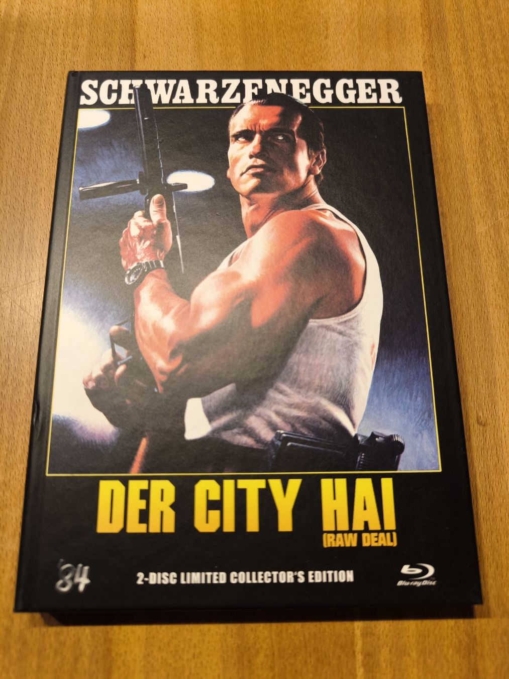 Tutti i DVDs: Der City Hai Mediabook – Usato da Dürnten venduto da Nexomynon