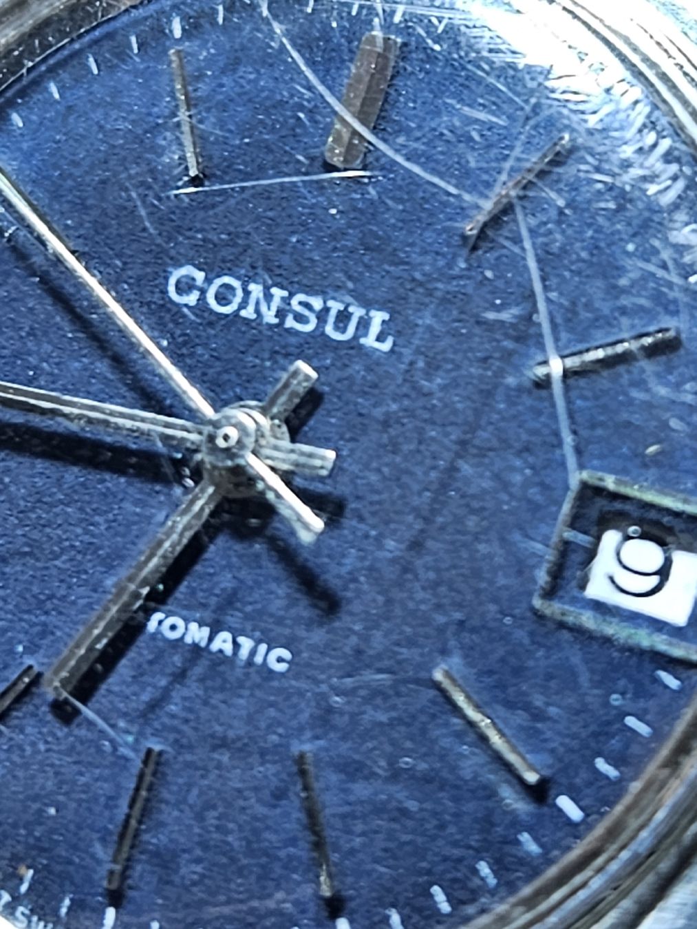 Montres: Consul Automatic Herrenuhr 31mm – D'occasion à Flamatt par pie_f9zm 3