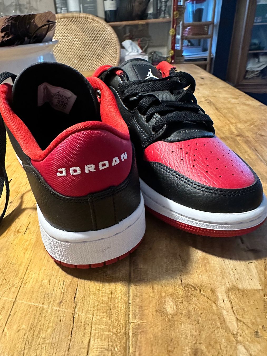Jordan Scarpe da uomo: Brand new Jordans size 39 – Nuovo e nell'imballaggio originale da Bern venduto da Paroula 4