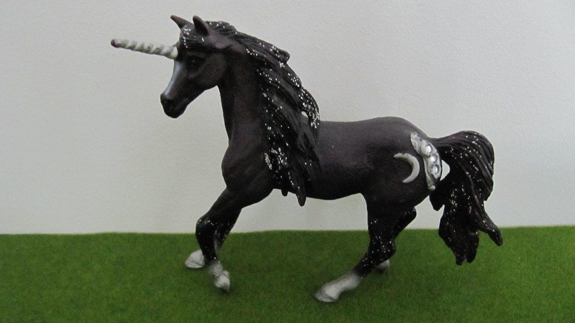 Schleich Spielzeuge: Schleich Stern / Mond Einhörner – Gebraucht aus Brunnen von Kiwiland1 1