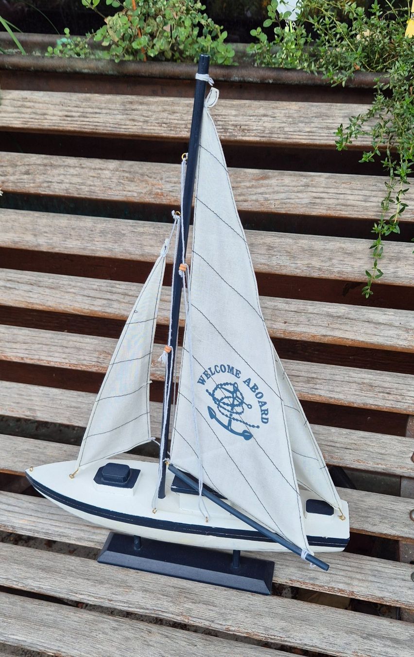 Tutte le decorazioni: Schönes Deko Segelboot Holz – Usato da Neerach venduto da SilliS 3
