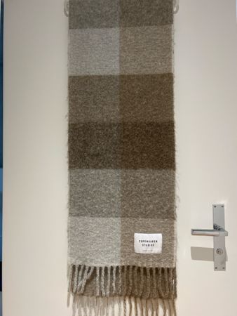 Schal Copenhagen Studios beige kariert