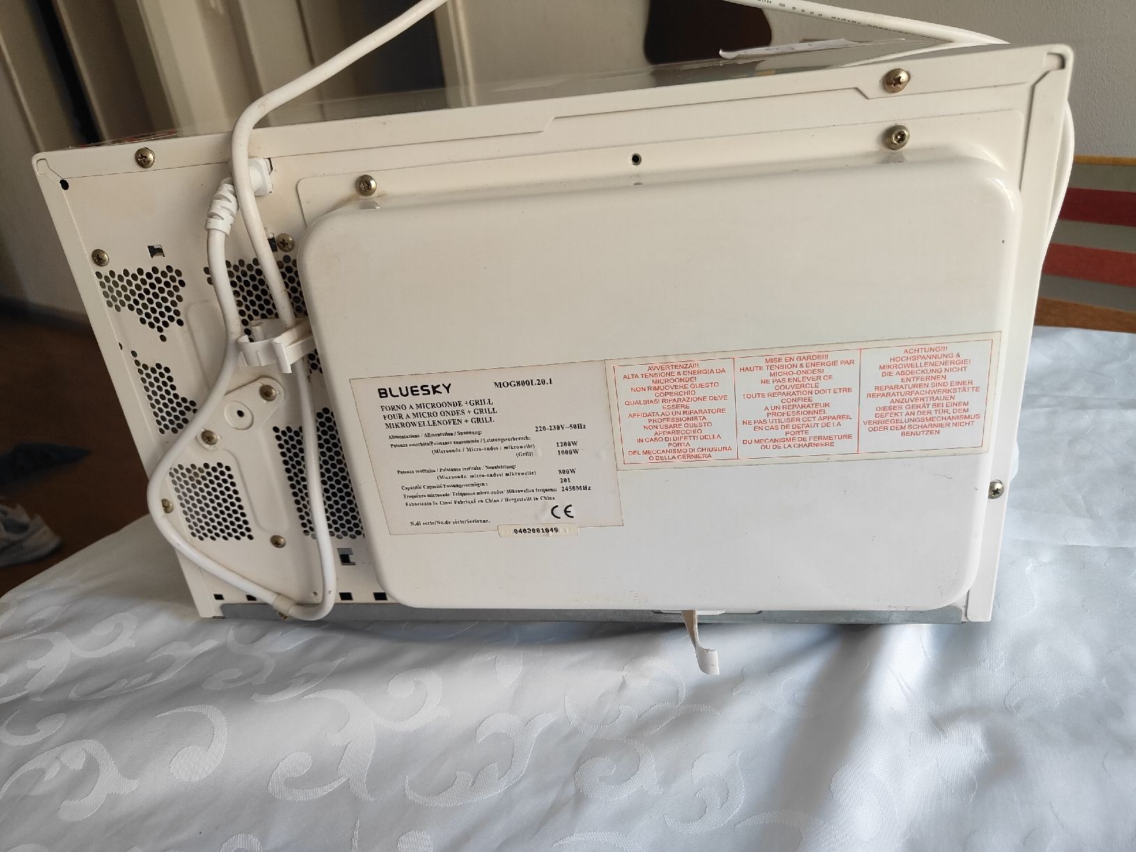 Four micro-ondes Bluesky MDG800.20.1 avec fonction grill (Neuf (Voir ...