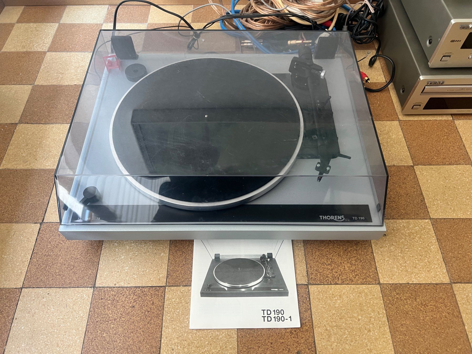 Thorens Giradischi: HiFi-Geräte von Thorens, TEAC & Wharfedale – Usato da Zug venduto da grabs1991 1