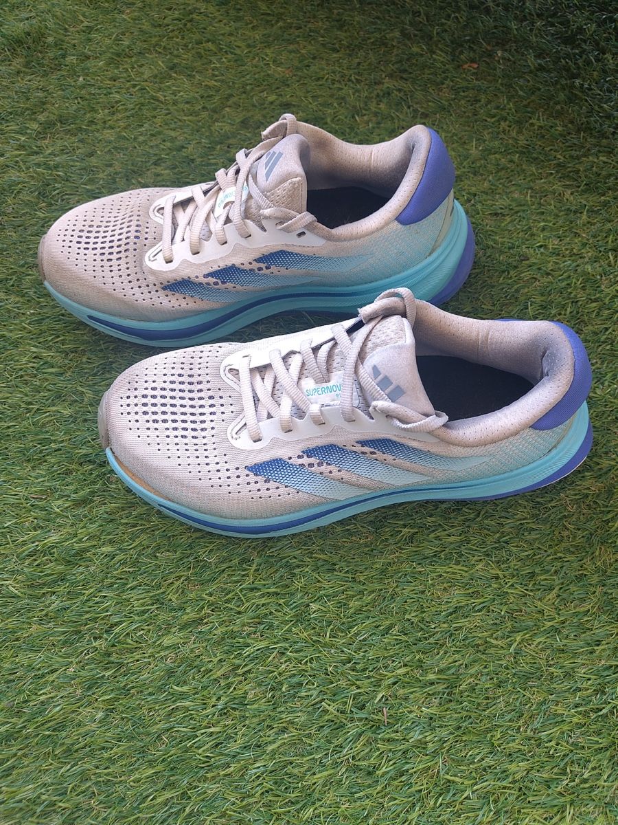 Adidas Scarpe da uomo: Adidas Supernova Rise numero 40 bianche e azzurre  – Usato da Carabbia venduto da ila_2jjj
