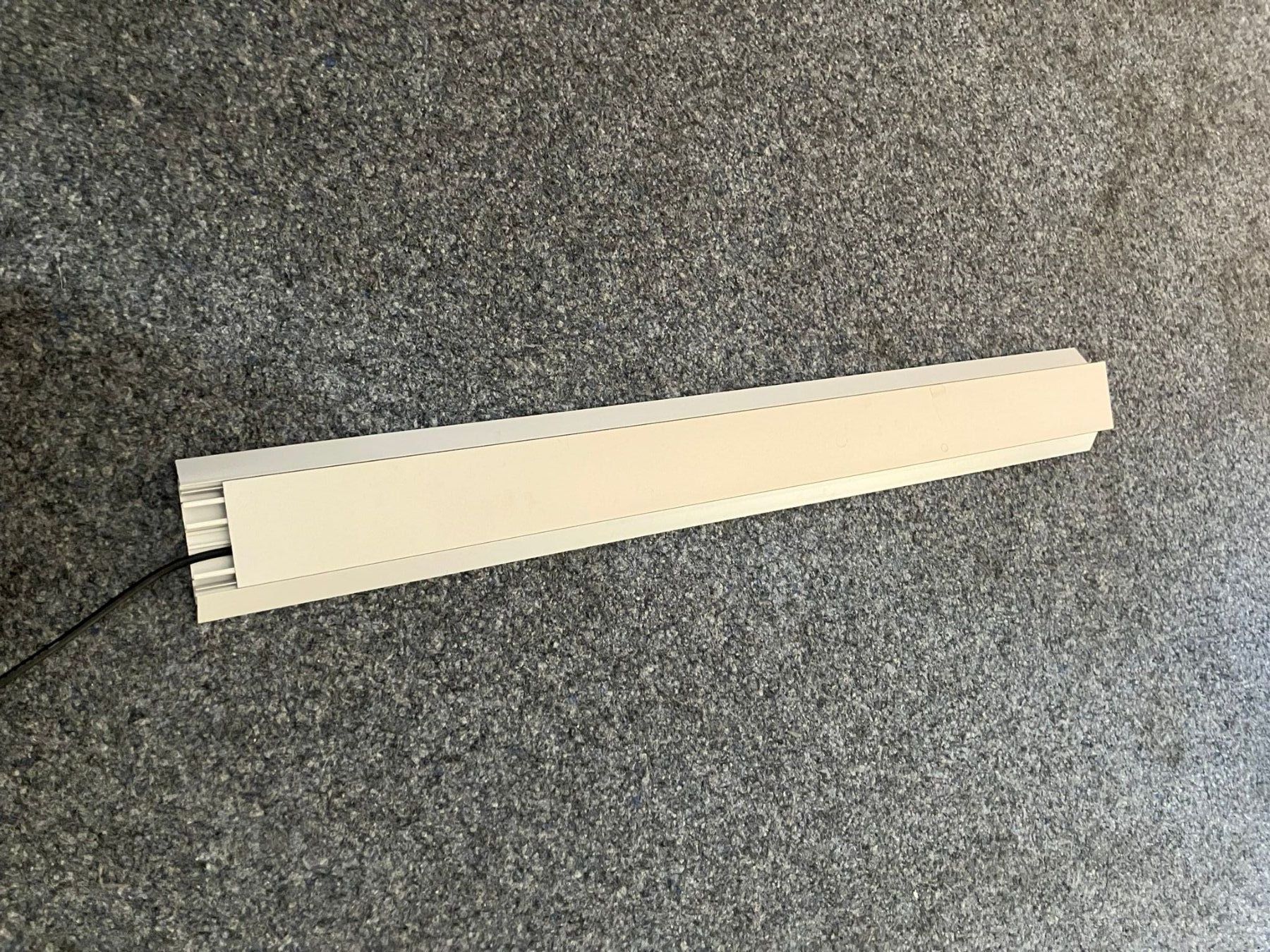 Tappetini fitness: Aufbodenkanal Floortrack Hager 1 Meter – Nuovo (secondo la descrizione) da Bassersdorf venduto da alu_ps66 2