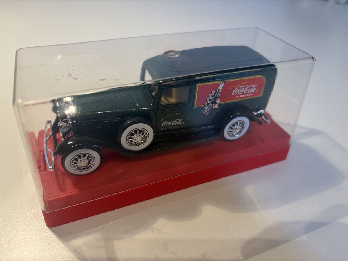 Solido Modellini d'auto: Solido Modellauto Cadillad de Livraison – Usato da Latterbach venduto da Bbutz98 2