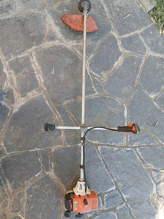 Stihl Tutte le macchine: Stihl FS200 – Usato da Chandon venduto da sam_gj5d 3