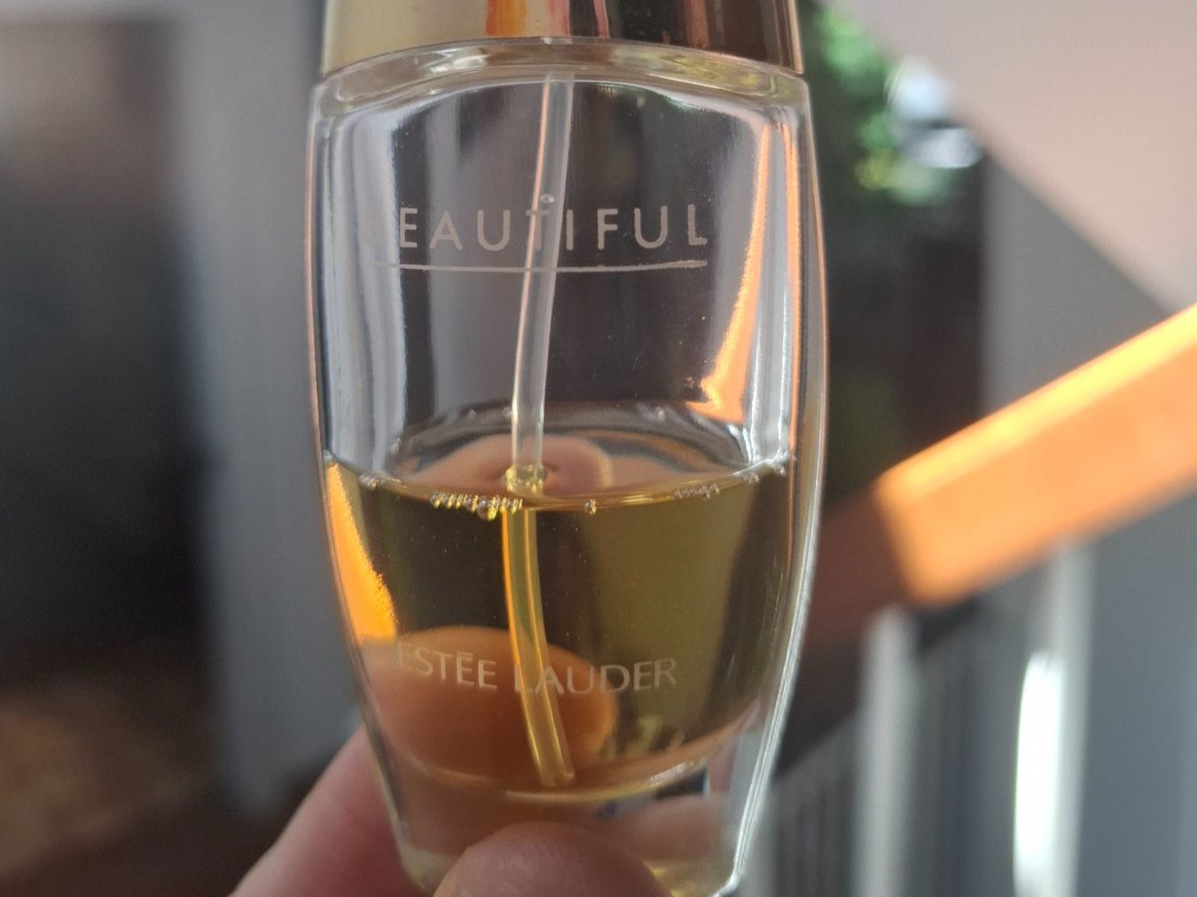 Estée Lauder Profumi & Eau de Toilette: Estee Lauder Beautiful EdP 75ml, halbvoll – Usato da Münchenbuchsee venduto da Twertor 1