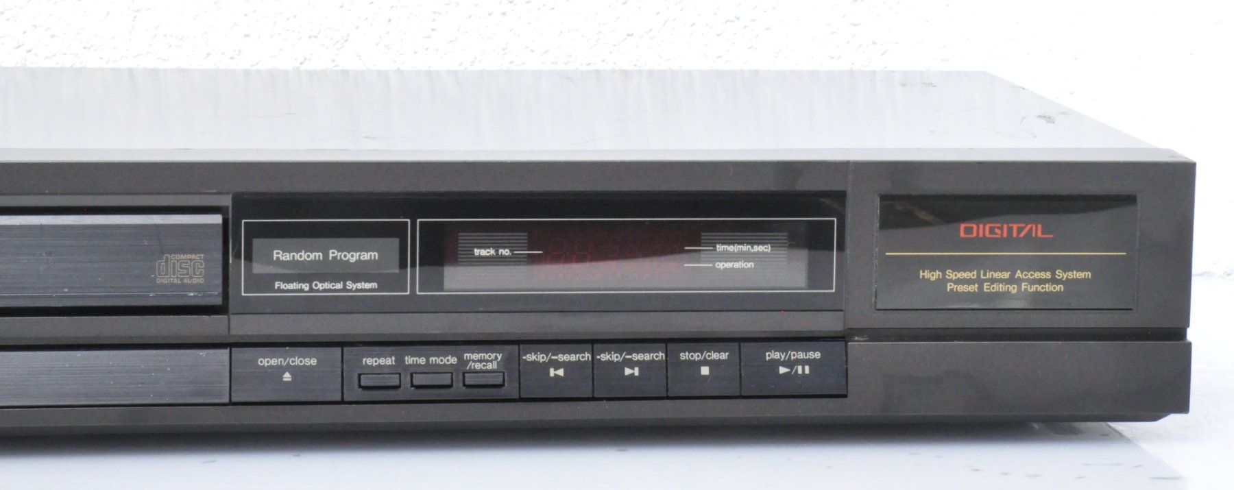 Technics Systèmes audio & multimédias: TECHNICS SL P111 CD Stereo Compact Disc – D'occasion à Oberglatt ZH par Kumar2 2