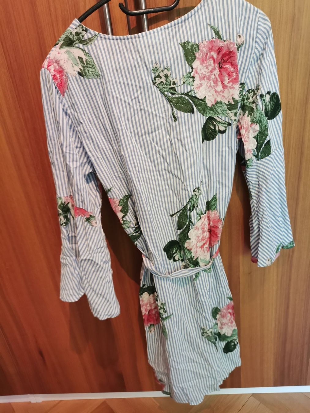 Vestiti: Kleid – Usato da Bern venduto da Linii 1