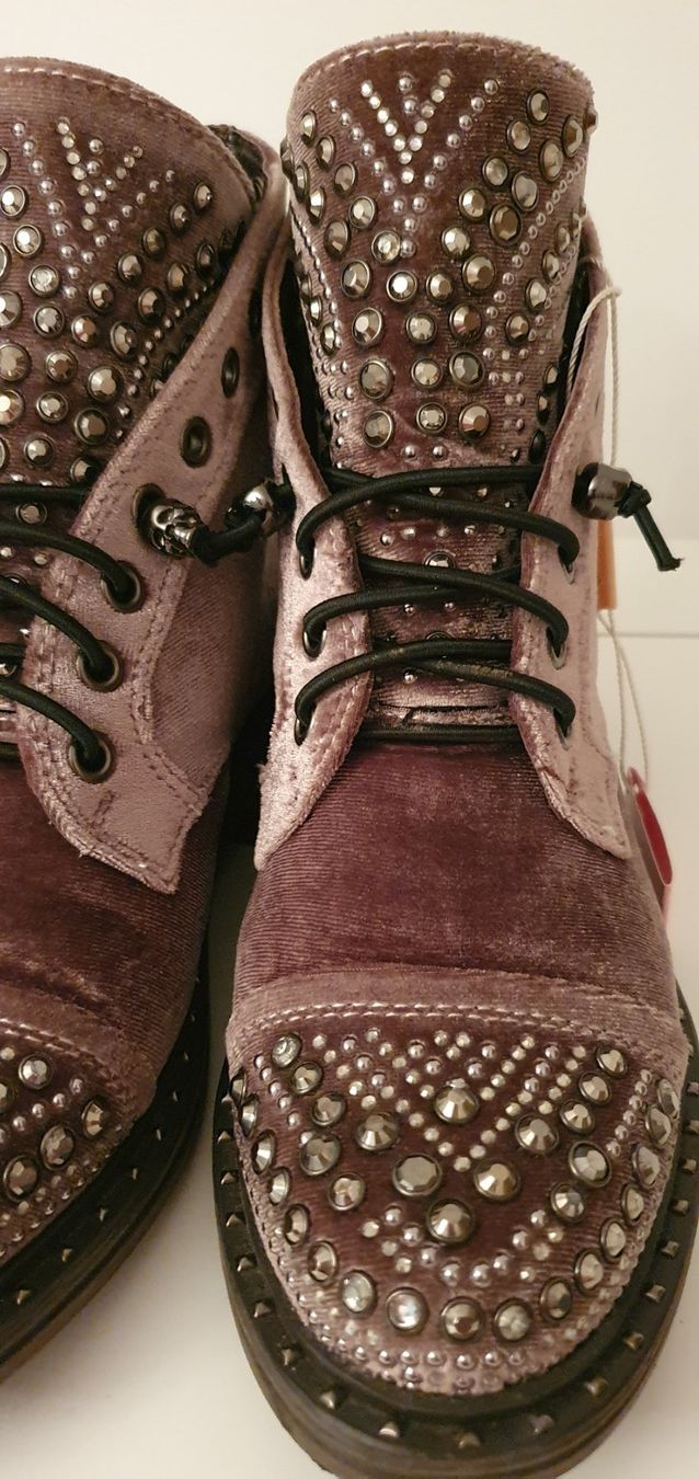 Scarpe da donna: Stiefelette Alma en Pena, Gr 35 Samt – Usato da Stansstad venduto da InStyle8 8