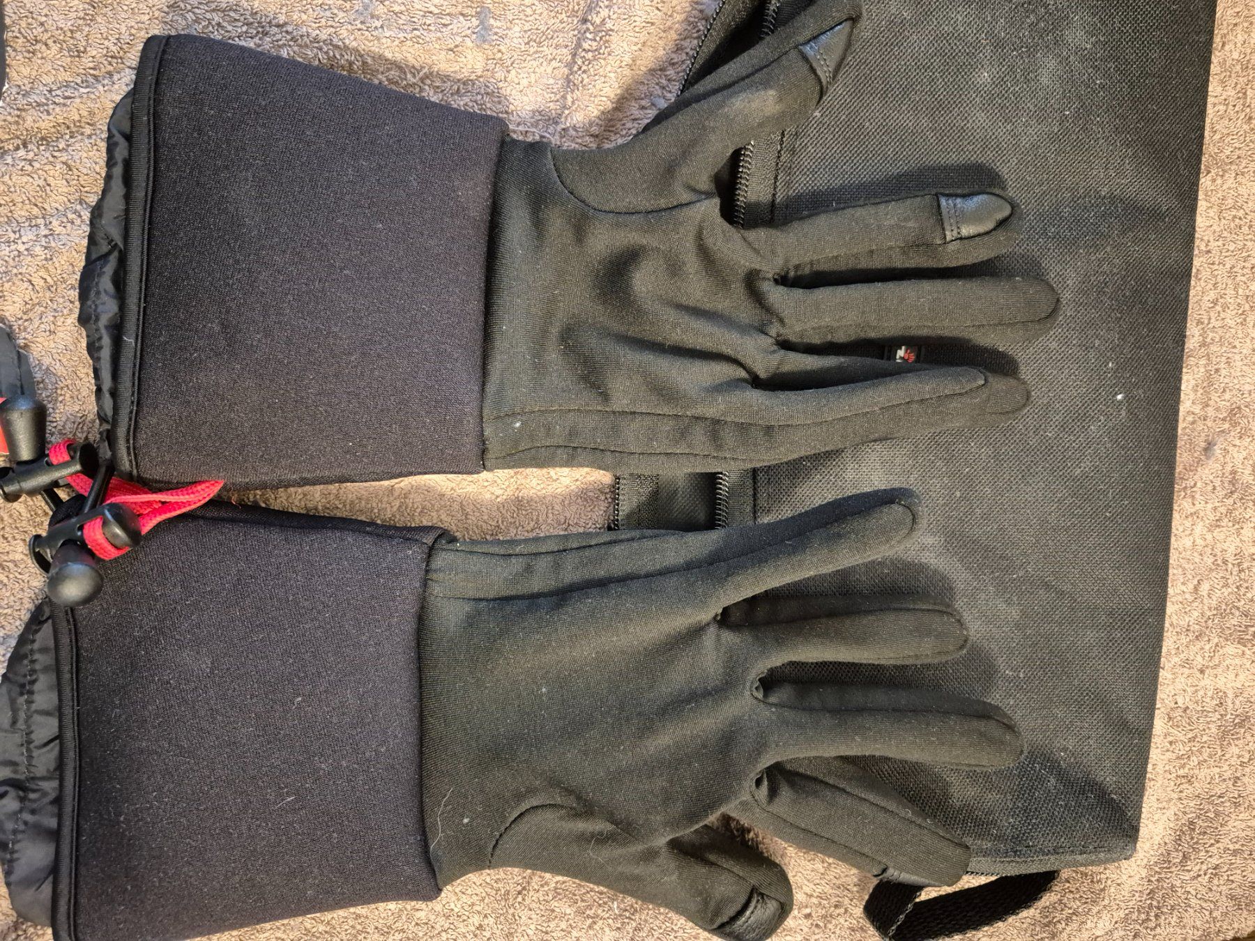 Guanti & manicotti: Beheizte Handschuhe Glovii Grösse M – Usato da Winterthur venduto da Frettchen87 1