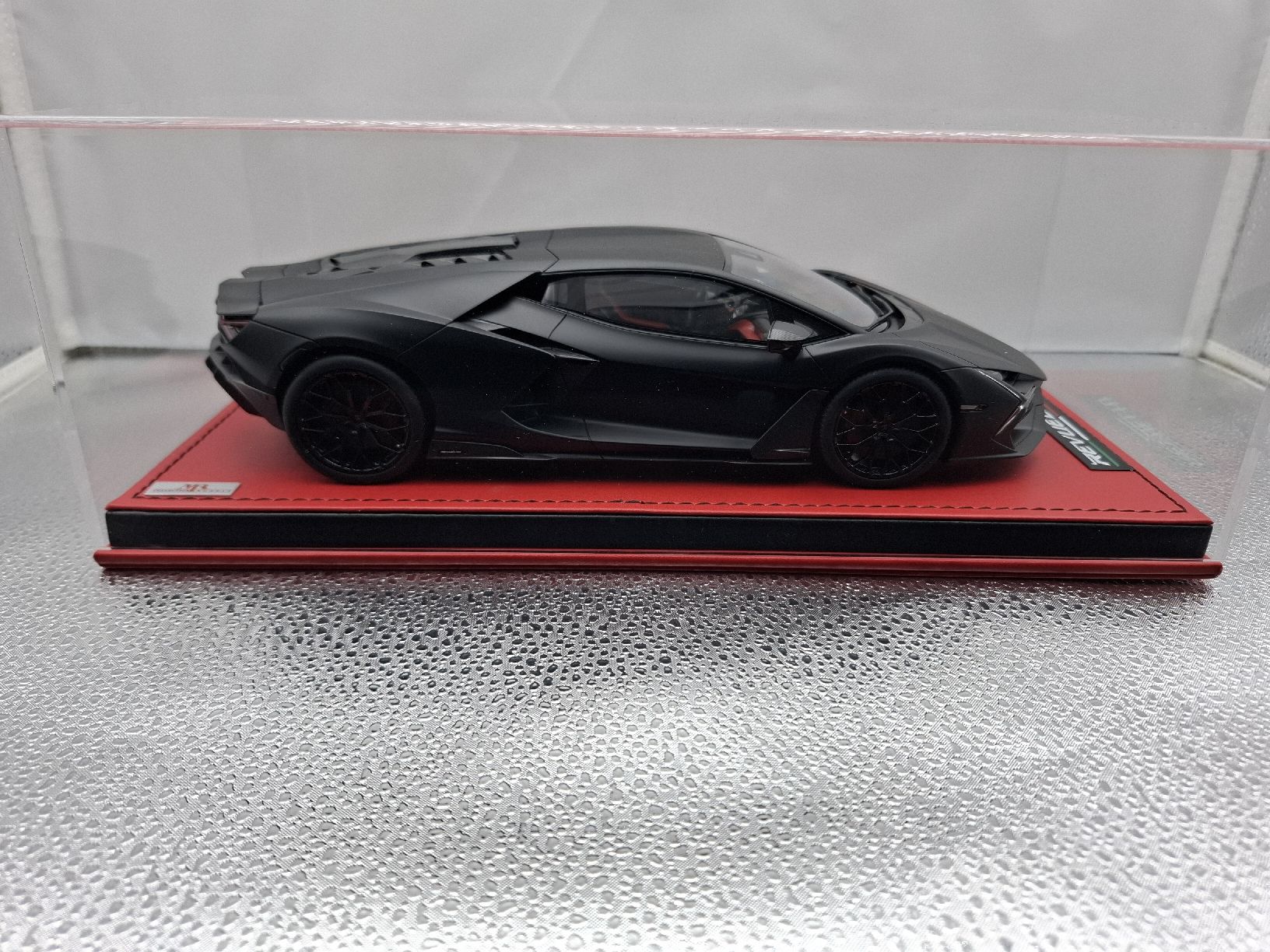 Lamborghini Modellini d'auto: MR Lamborghini Revuelto 1:18 – Nuovo e nell'imballaggio originale da Gipf-Oberfrick venduto da Edii45 2