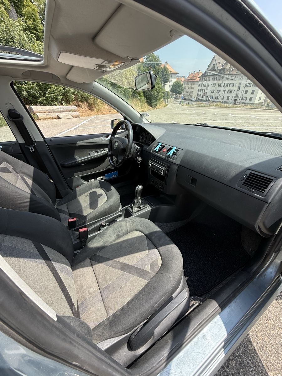 Skoda Autos: Skoda Fabia 2006 1.4 MPI – D'occasion à La Chaux-de-Fonds par den_z7zs 6