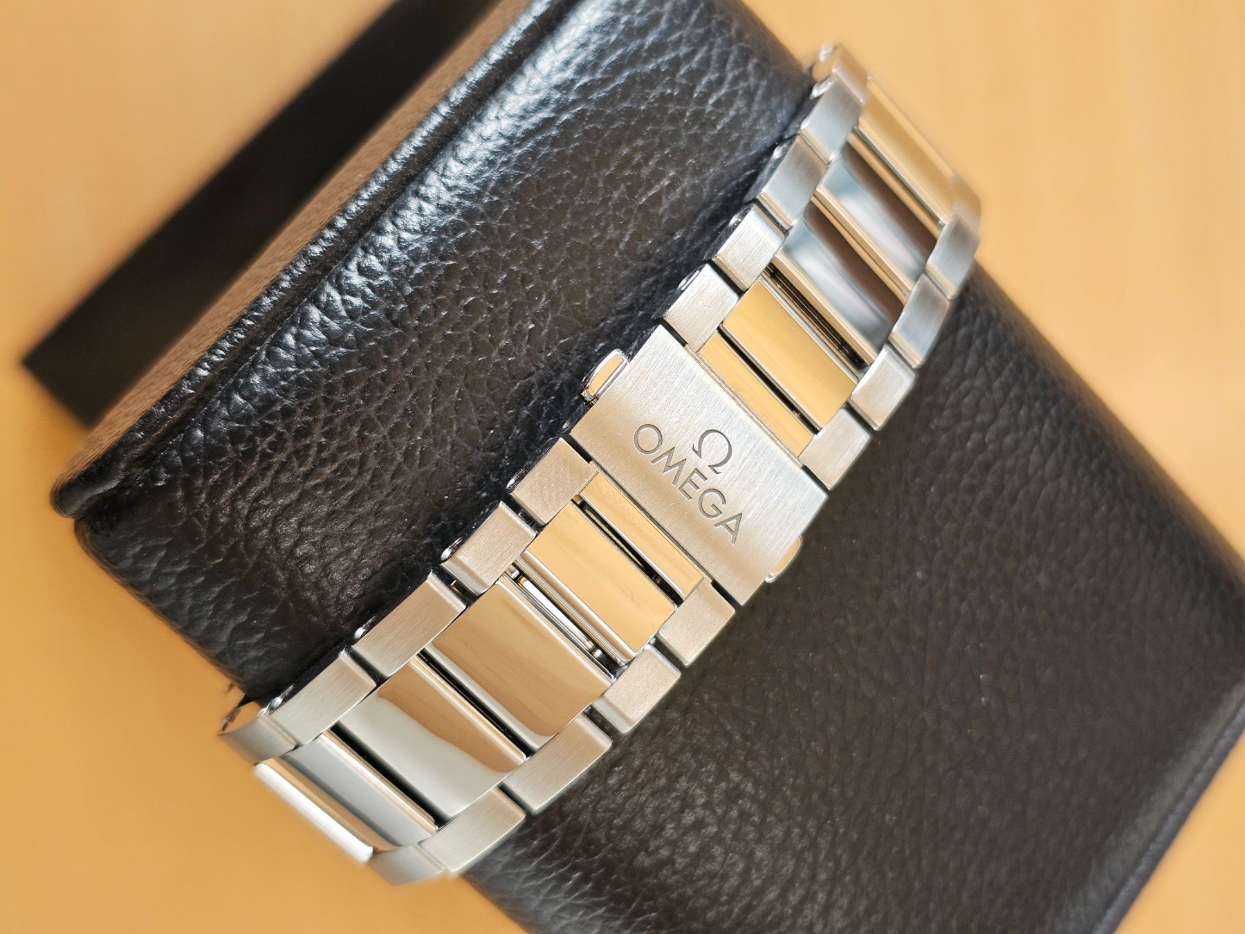 Omega Orologi: Omega Seamaster Aqua Terra GMT Worldtimer 43mm – Nuovo (secondo la descrizione) da Dättlikon venduto da Zuralo 5