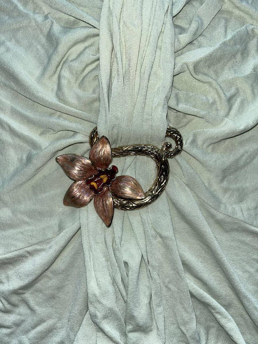 Roberto Cavalli Top: Accessoire «Blume” Roberto Cavalli – Usato da Stäfa venduto da Exclusive0 2