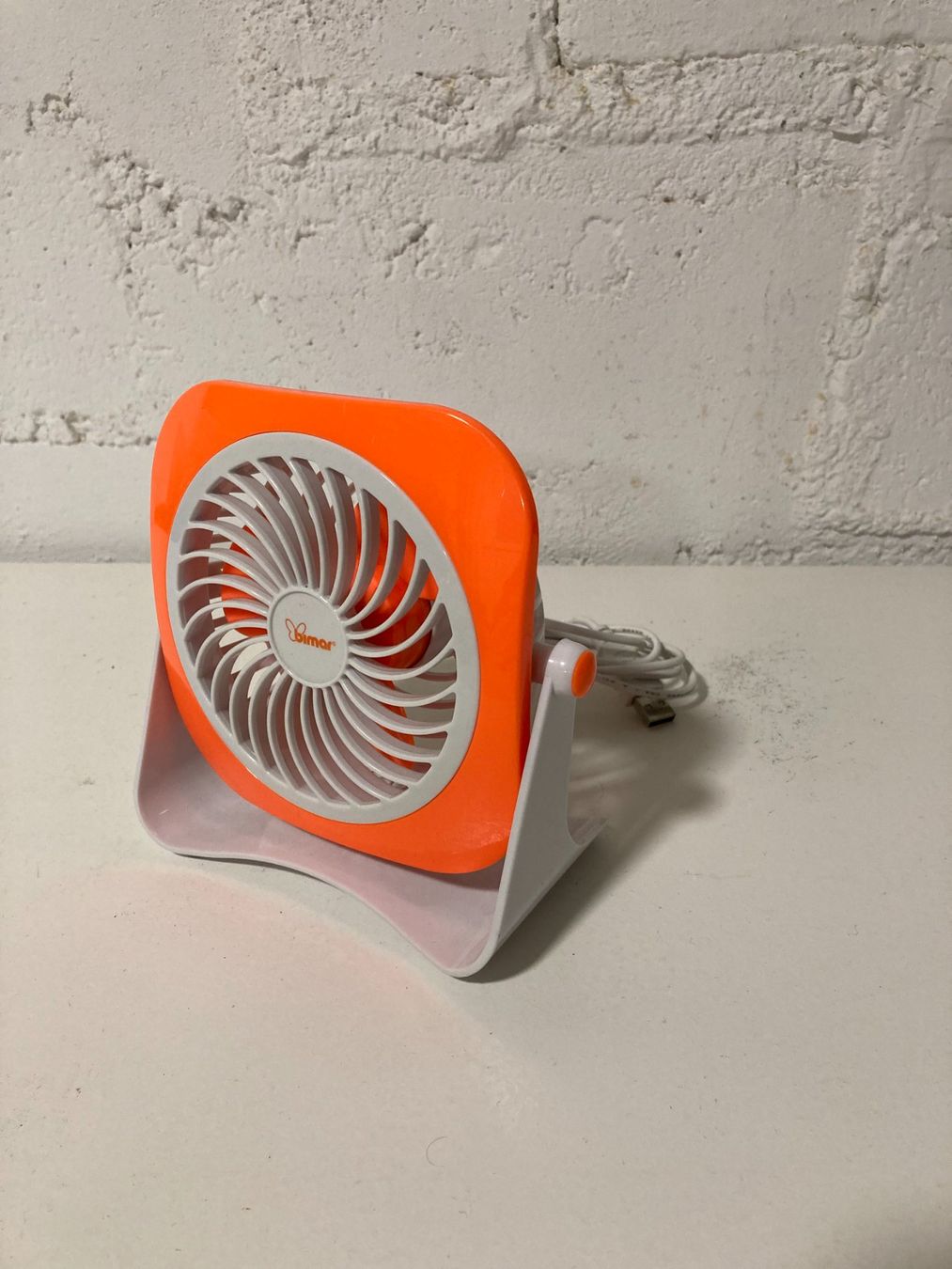 Ventilatori: USB-Ventilator orange/weiss – Usato da Hinterkappelen venduto da deev