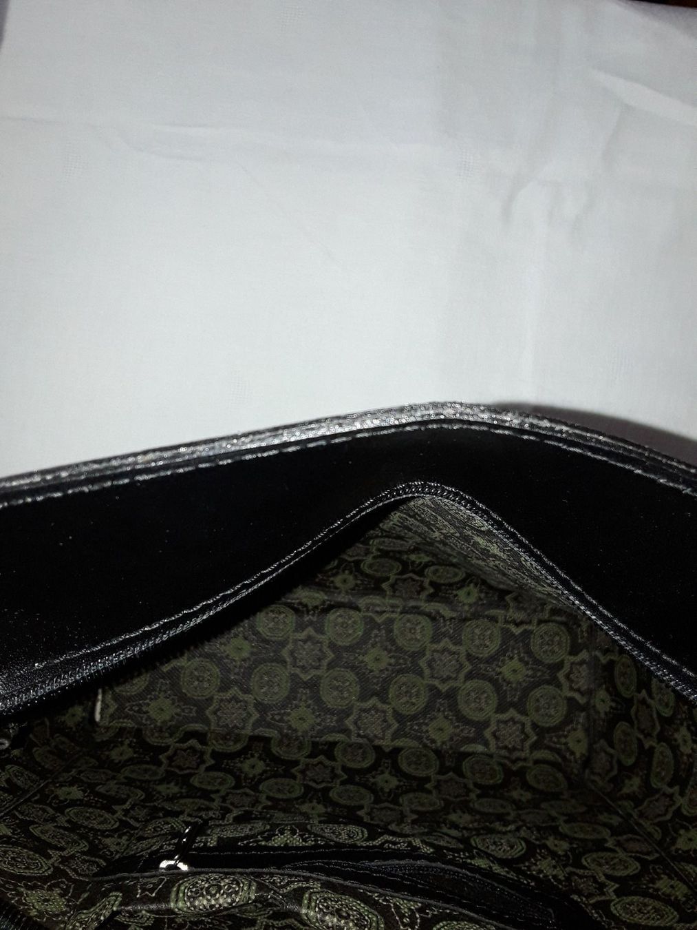 Taschen für Damen: Ledertasche – Gebraucht aus Basel von dept 3