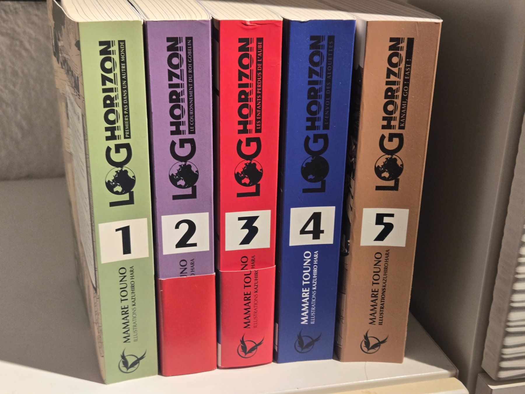 Fumetti: Log Horizon - Light Novel complet! - Tome 1 à 5 – Usato da Crémines venduto da Blakedrake