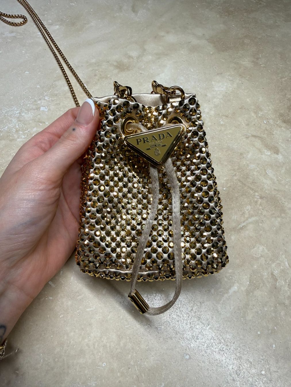 Prada Borse: Prada Mini Crystal Bucket Bag – Nuovo (secondo la descrizione) da Oberburg venduto da Cheysirius 2
