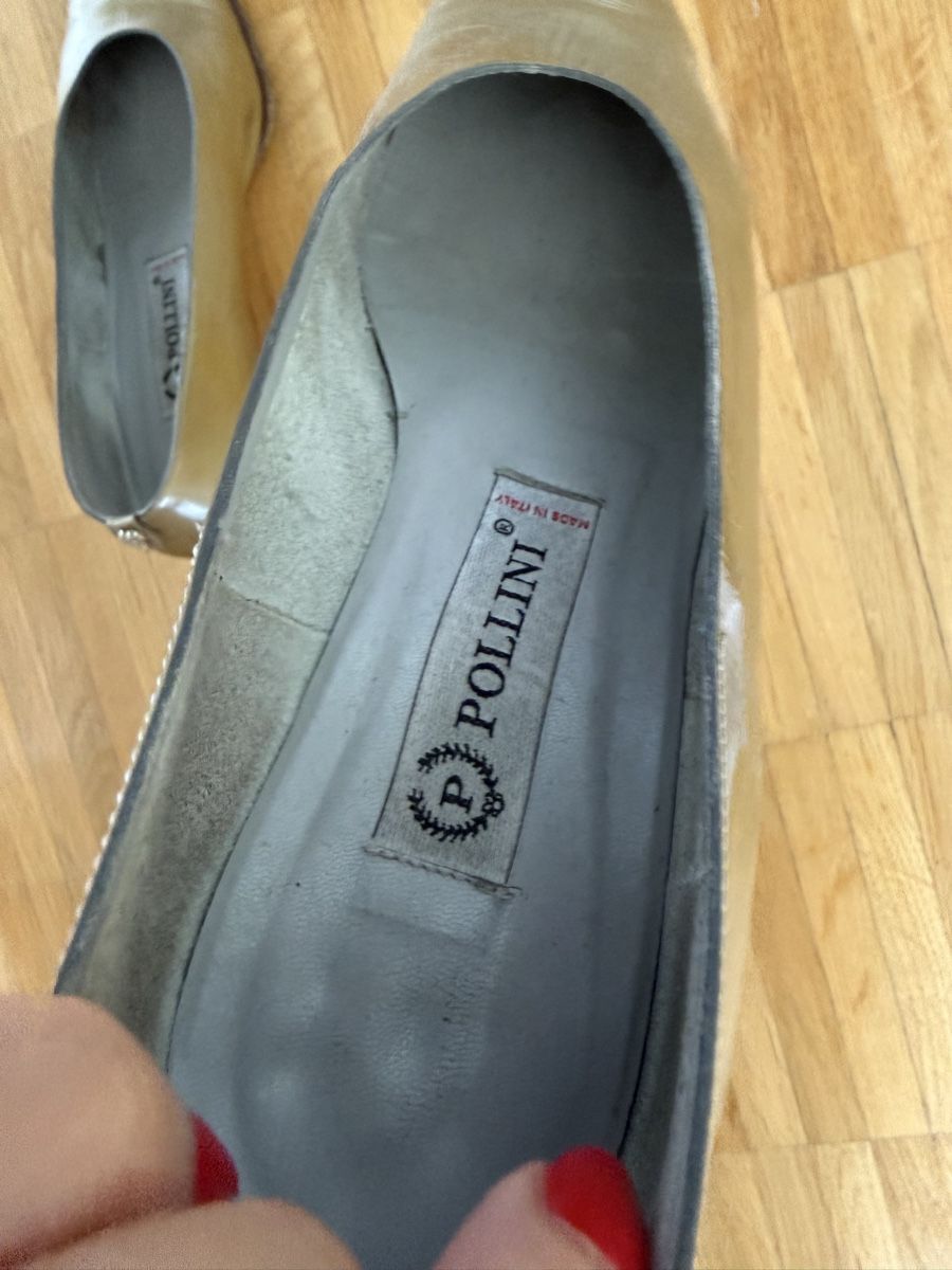 Damenschuhe: Pollini Vintage Pumps – Gebraucht aus Wallisellen von galgiu 6