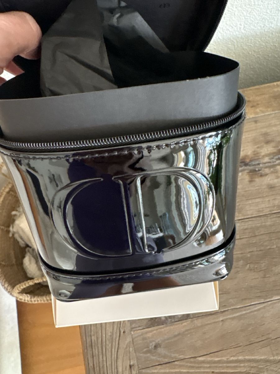 Dior Custodie per cosmetici: Dior Beauty Case neu – Nuovo e nell'imballaggio originale da Kriens venduto da Delvillano 2