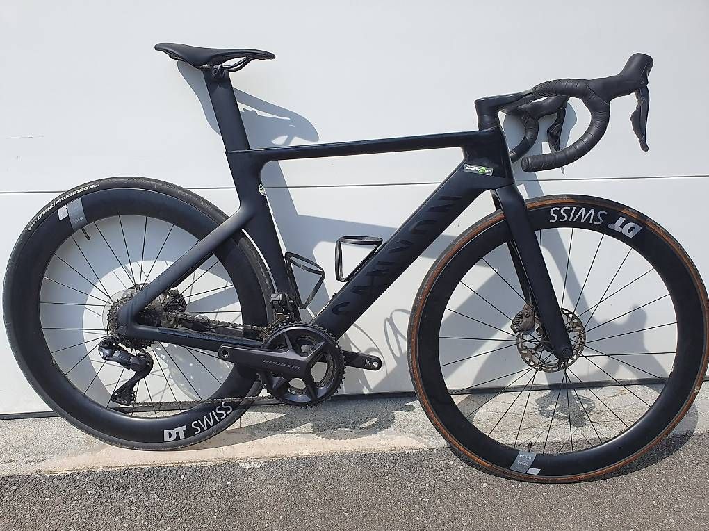 Velos: Canyon Aeroad CF SLX 8 Di2 – Gebraucht aus Brienz BE von lgy_2kq6