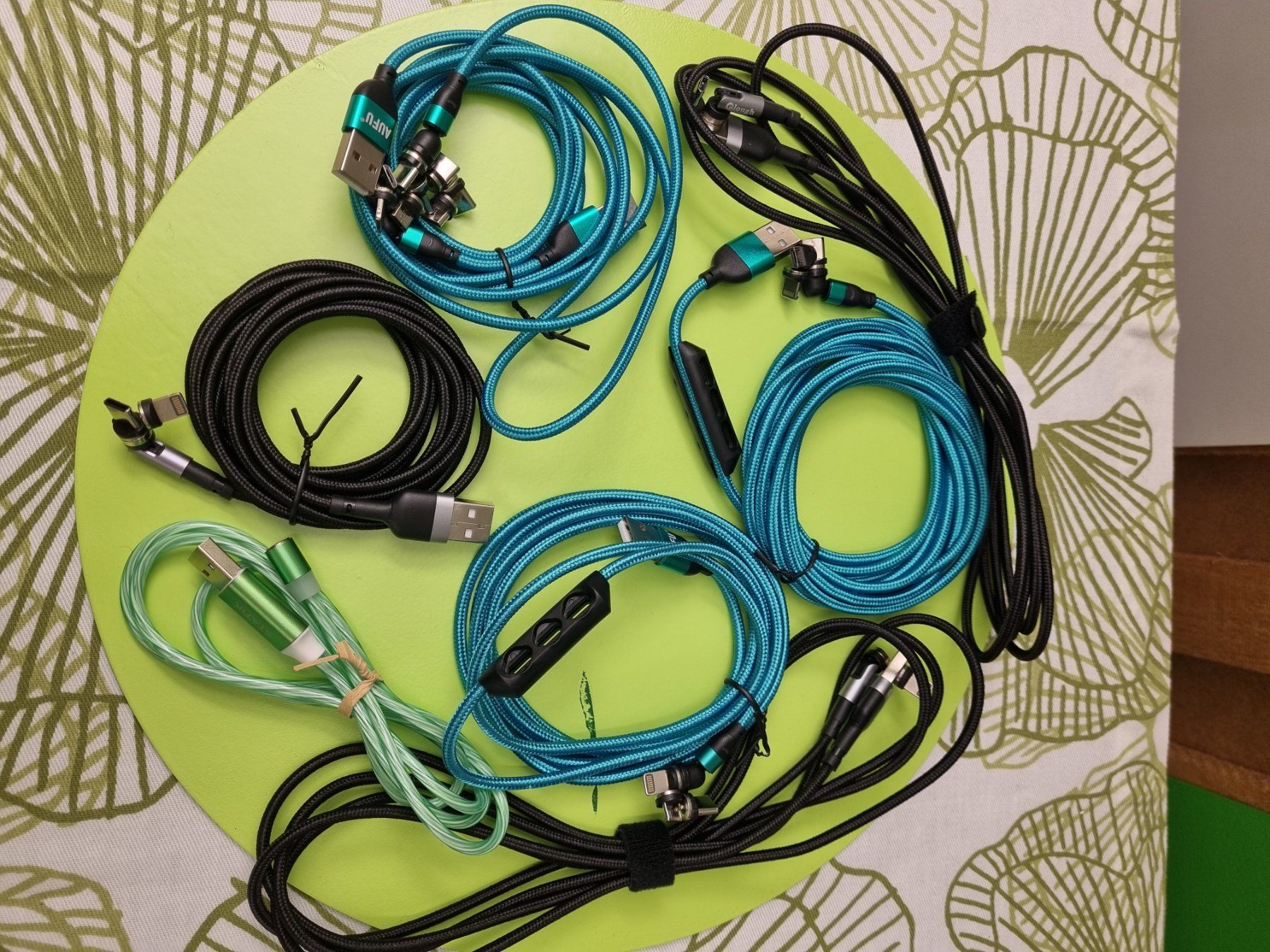 Cavi: 7 Stück Ladekabel USB für iPhone/Type C und Micro – Nuovo (secondo la descrizione) da Zofingen venduto da Felpa