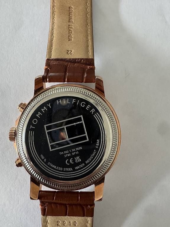 Orologi: Neuwertiger Tommy Hilfiger Chronograph – Usato da Oberkulm venduto da Mikro1970 2