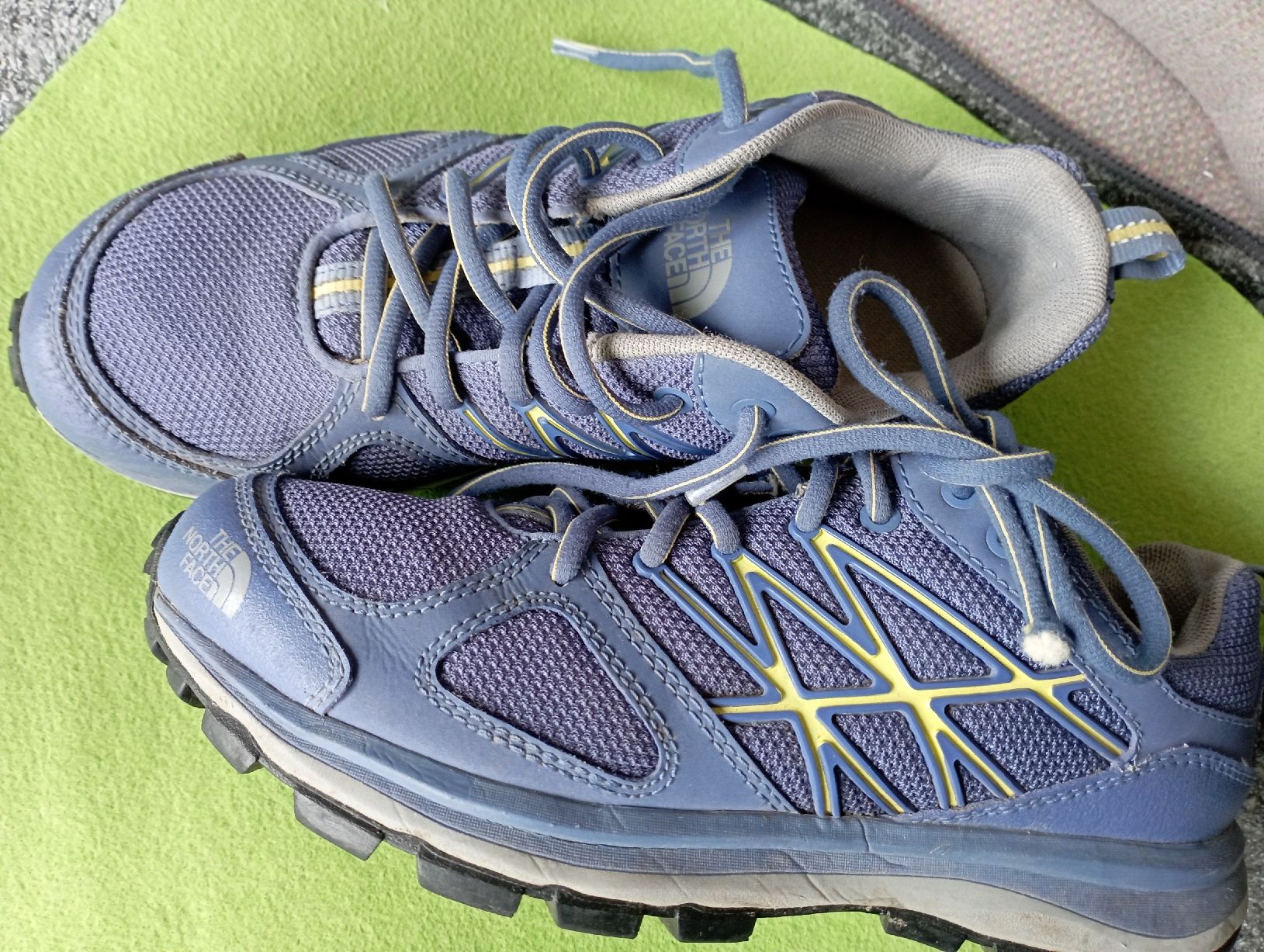 North Face Herrenschuhe: Sportschuhe The North Face 37 grau – Gebraucht aus Wettingen von zadina39 3