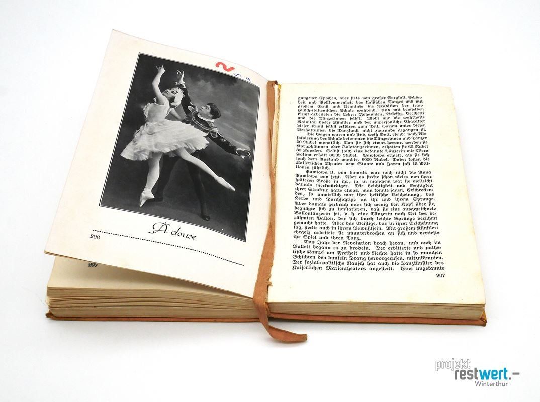 Libri: VELHAGEN & KLASING Almanach 1914 – Usato da Winterthur venduto da Restwert_Winterthur 1