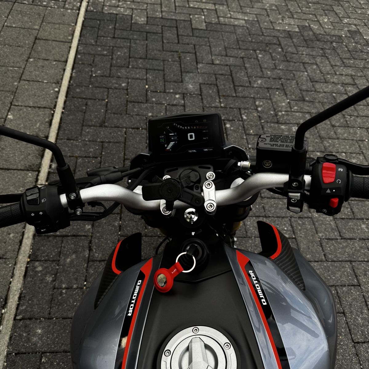 Strada: Mottorad Qjmotor srk 125s – Nuovo (secondo la descrizione) da Aegerten venduto da ale_9wn7 2