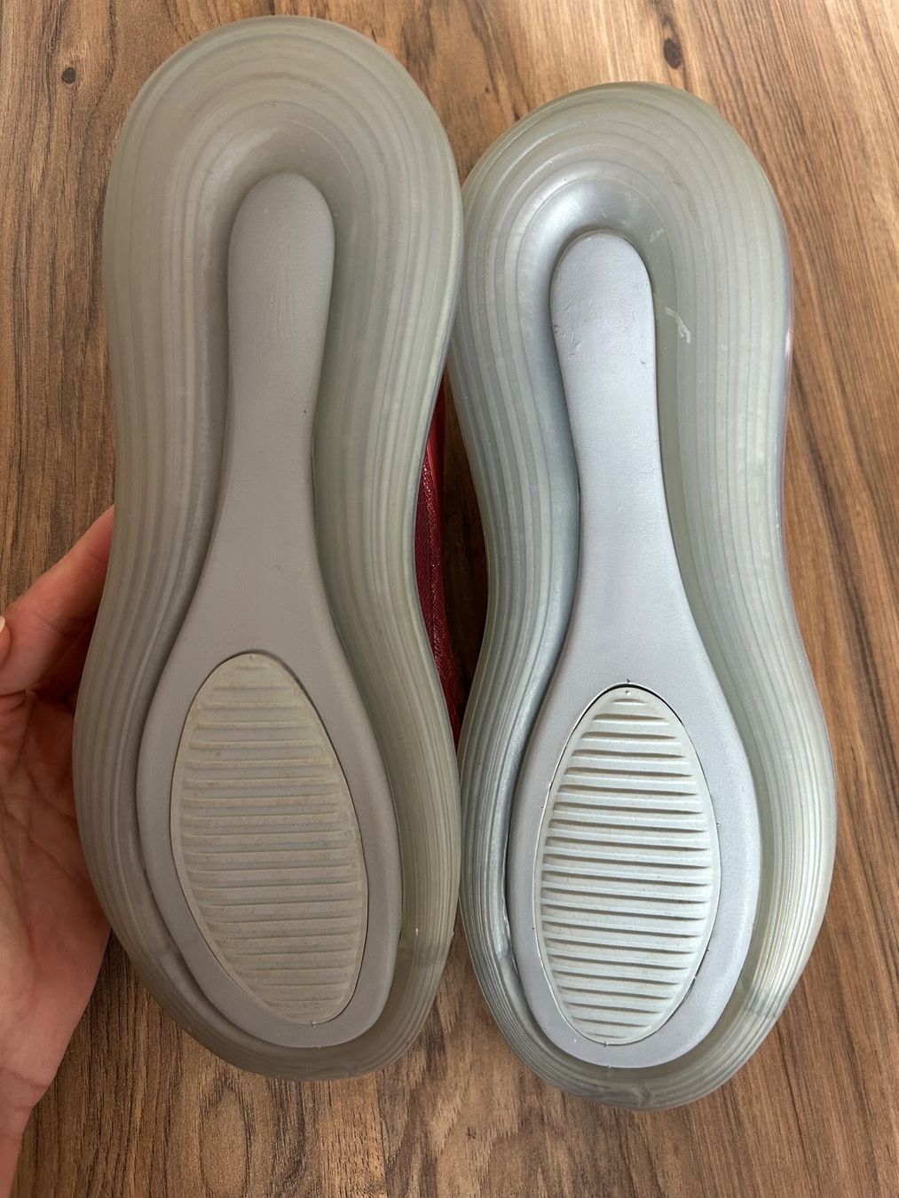 Nike Scarpe da donna: Nike Air Max 720 Damen Grösse 41 – Usato da Wila venduto da mic_xg2f 3