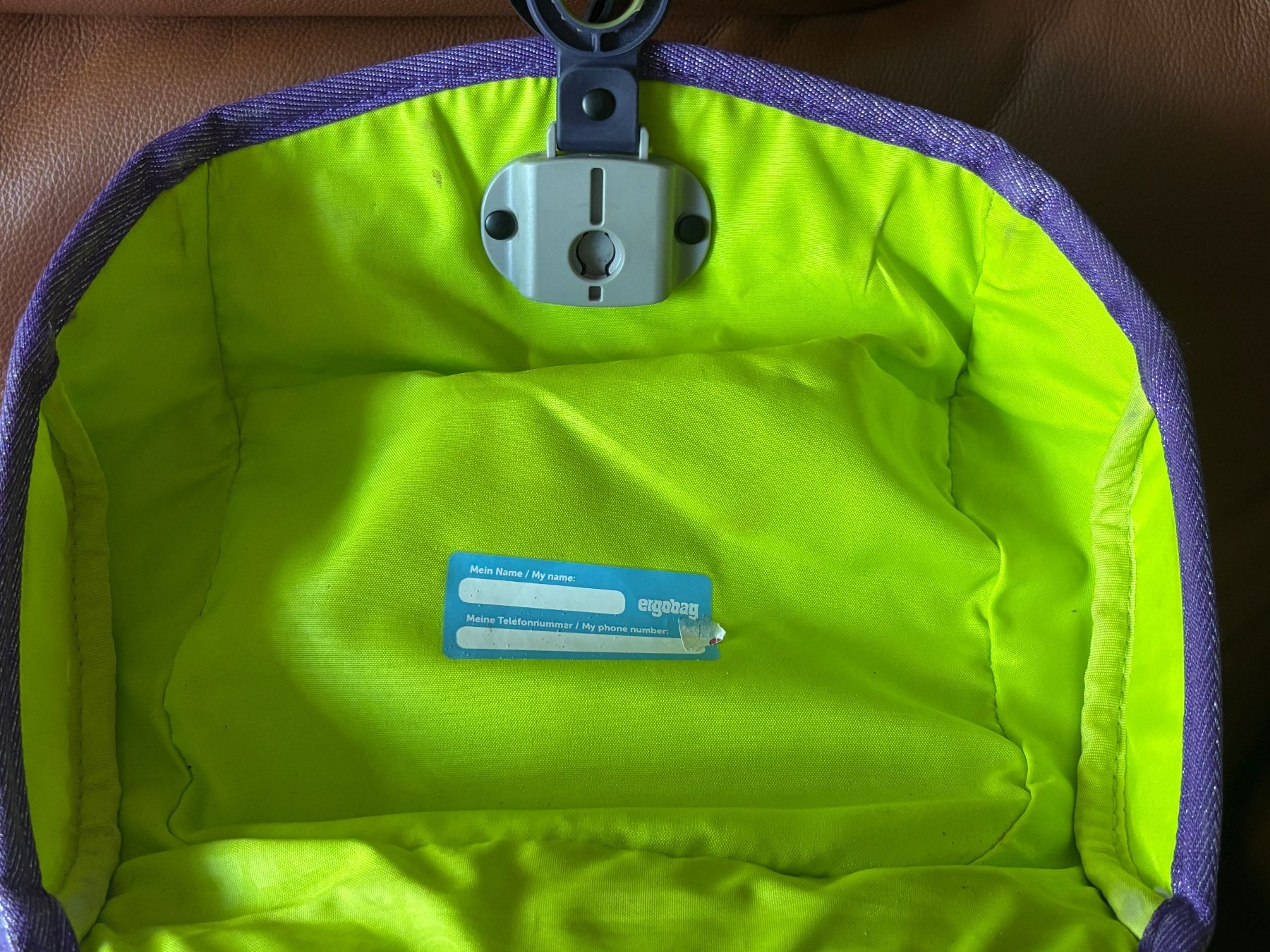 Ergobag Kindertaschen: Ergobag CUBO Schulrucksack-Set Reflex Edition – Gebraucht aus Zürich von STYLEHAUS 8