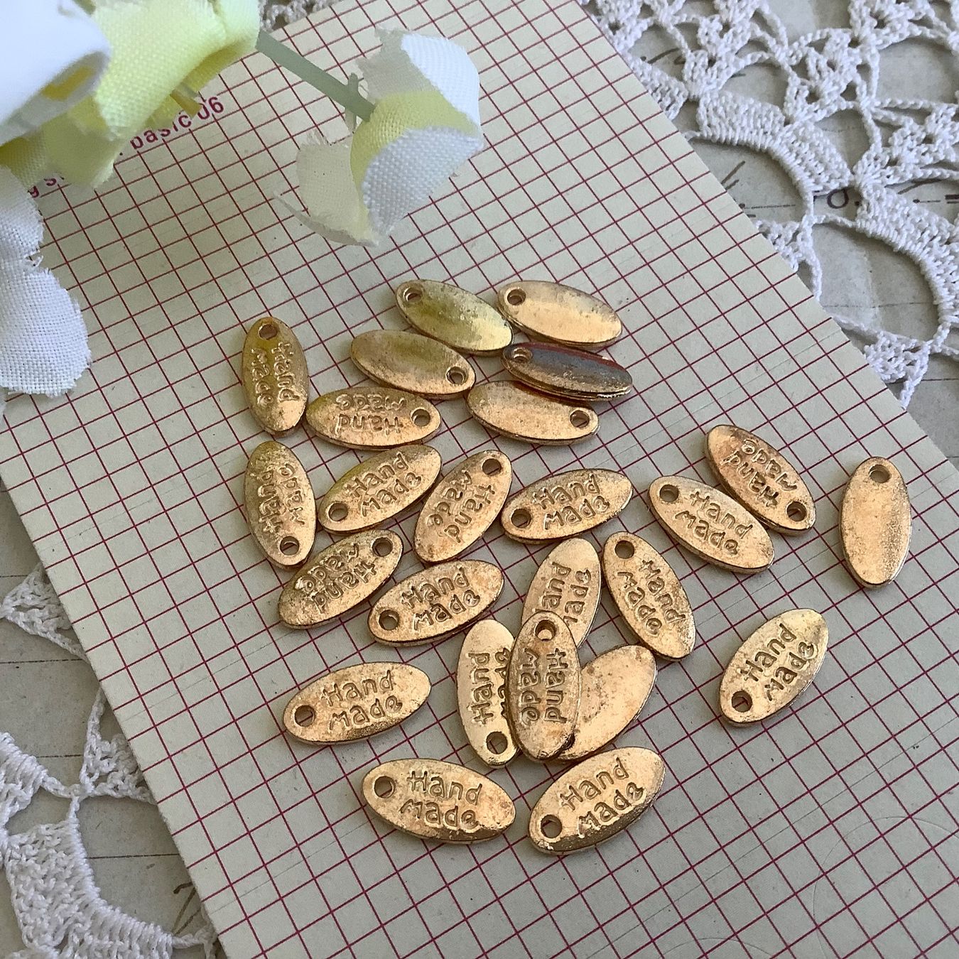 Ciondoli: 25x Anhanger Handmade Look Gold – Nuovo (secondo la descrizione) da Meyrin venduto da laservette99