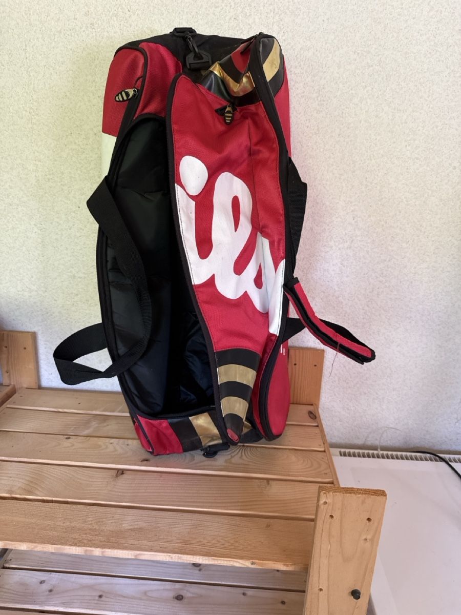 Wilson Borse: Sac de tennis Wilson – Nuovo (secondo la descrizione) da Thônex venduto da bou_vzl2