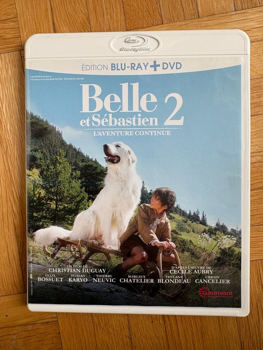 Tutti i DVDs: Belle et Sébastien 2 - Blu-ray + DVD – Nuovo (secondo la descrizione) da Zürich venduto da Malcom