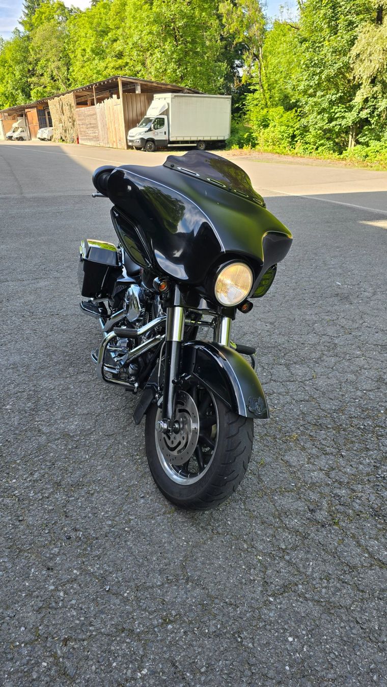 Harley-Davidson Touring: Harley-Davidson FLHTI, noire, super état! – Usato da Siviriez venduto da gad_6pqg 1