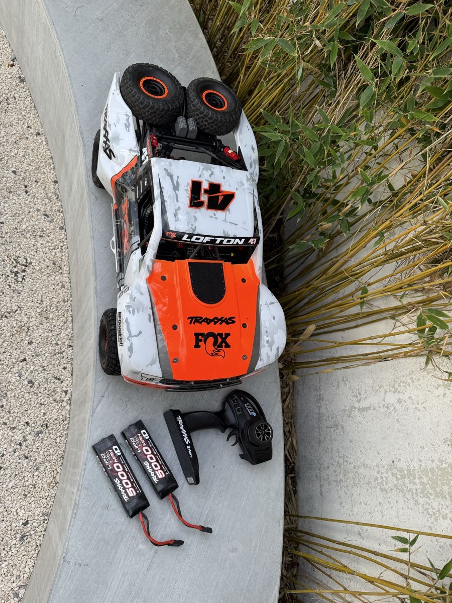 Traxxas RC Kits de montage: Desert Racer Traxxas – D'occasion à Buttisholz par eli85 4
