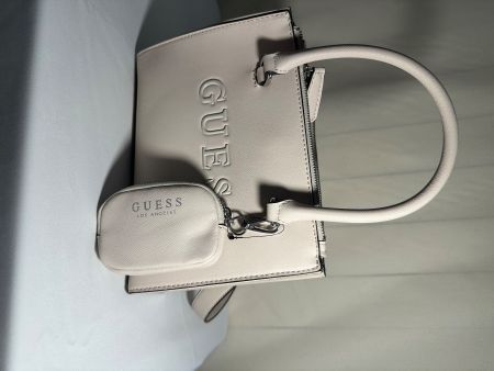 Rodney Satchel de la marque Guess.