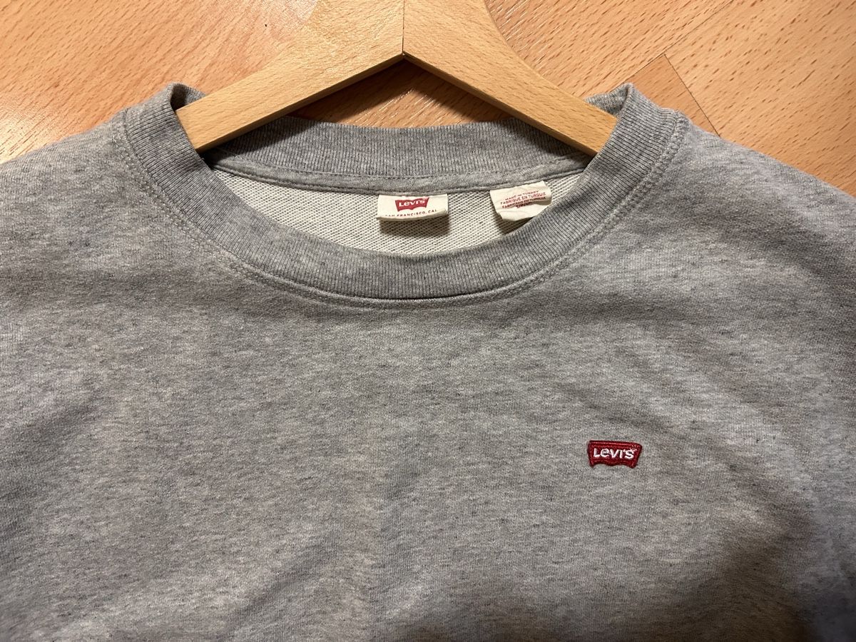 Levi's Maglioni & Felpe: Pully Levis grau Grösse S – Usato da Brunnen venduto da luc_8fgh 3