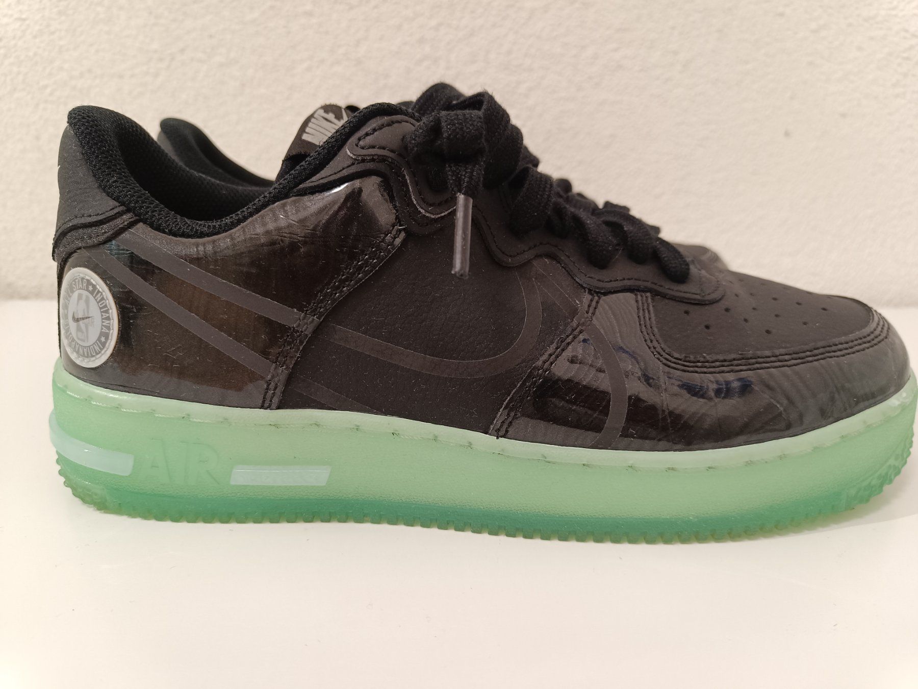 Nike Scarpe da uomo: AIR FORCE 1 REACT LV8 All Stars – Usato da Dietikon venduto da Sunriseplace1010 1