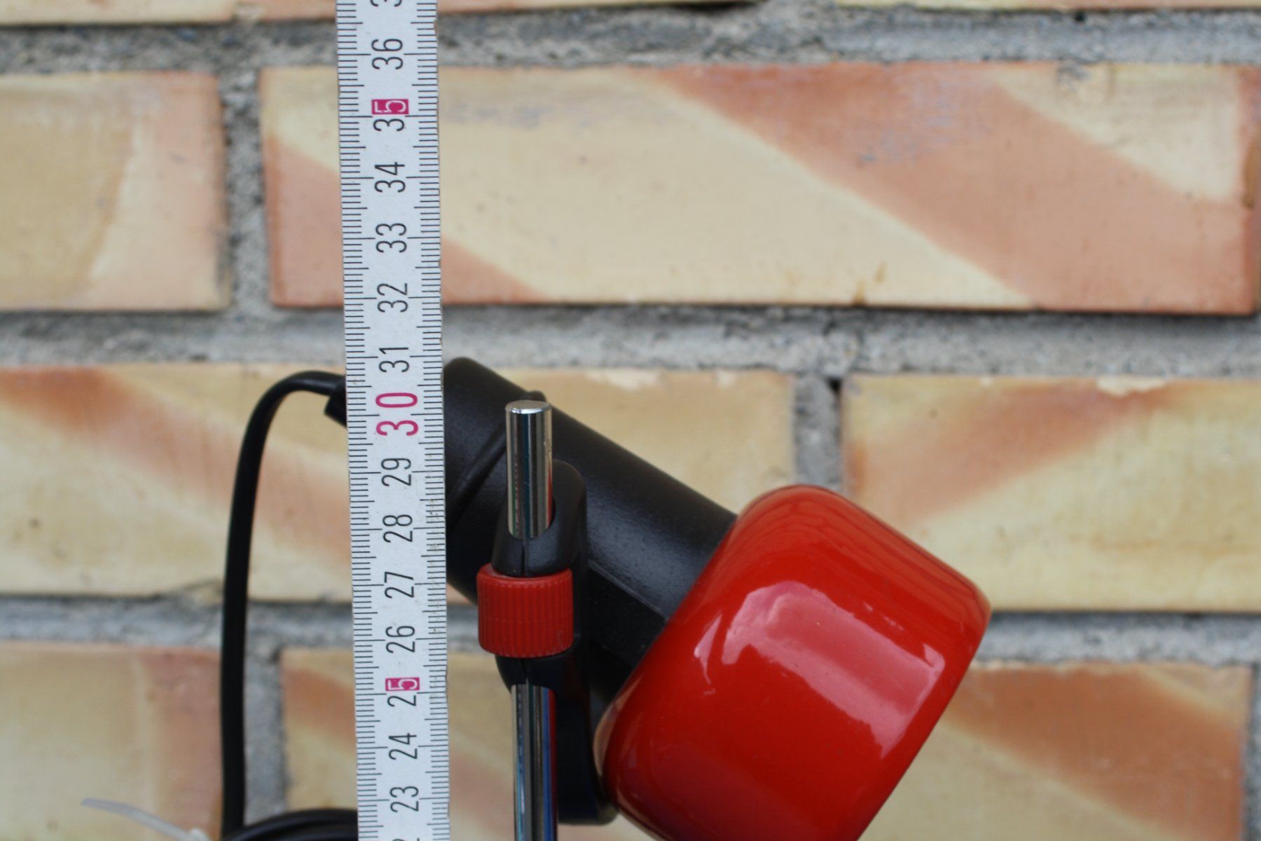 Lampen: VINTAGE TISCH LAMPE MIT LED BIRNE – Gebraucht aus Wauwil von Pneuedy 3