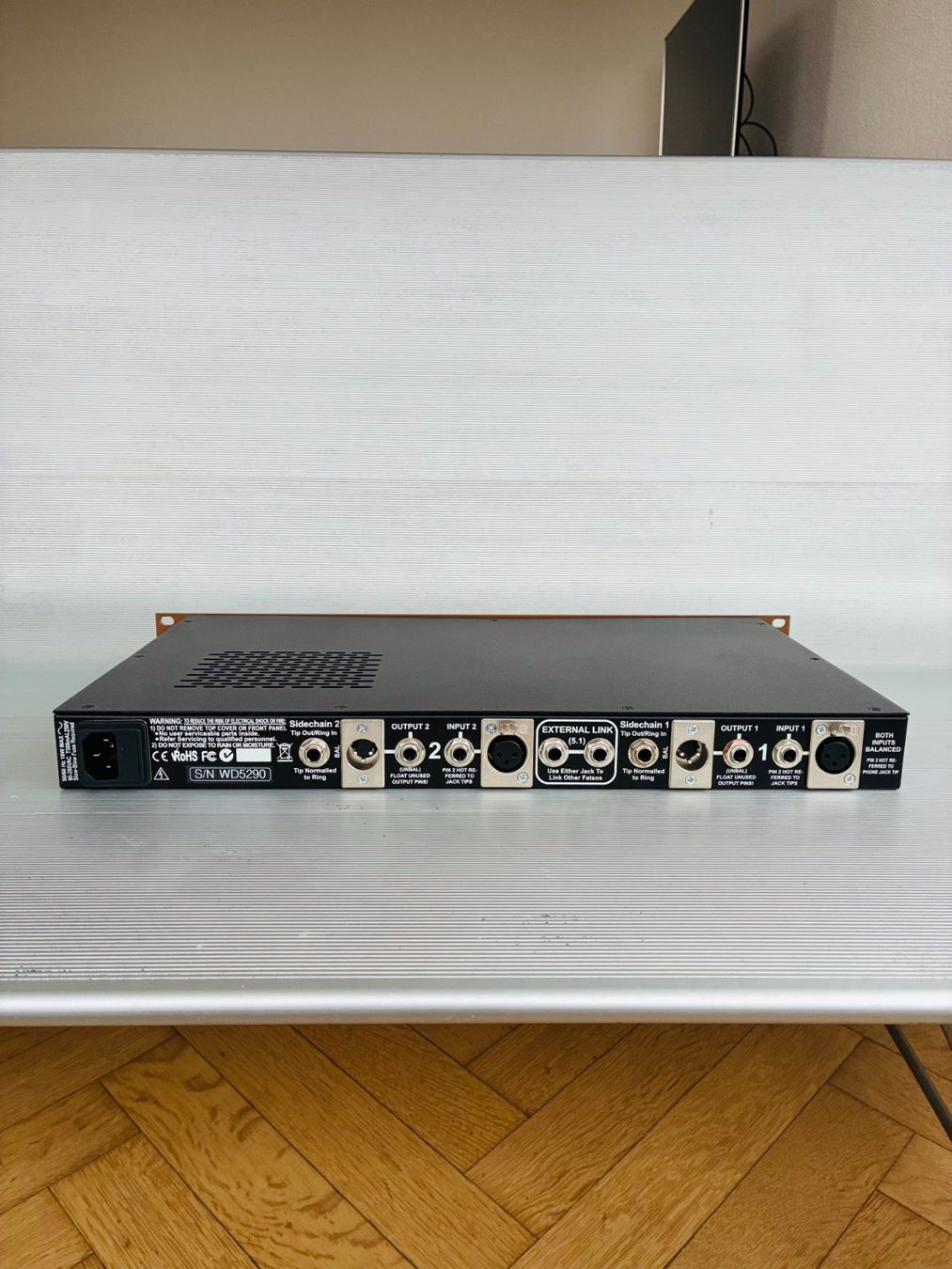 Instruments de musique: WAVE Distro UBK Fatso EL7 / Kompressor und Bandsimulation – D'occasion à Bern par seven2enty 1